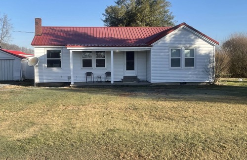 Almo House | Peace & quiet Kentucky, close to Murray and Hazel KY