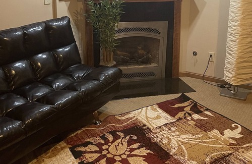Mount Saint Joseph Apartment | Peaceful 1-Bedroom w/Private Entrance & Firepit