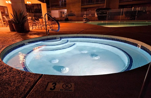 North Mountain Condo | Peaceful 2-bedroom condo - private lake, spa, pool, and pickleball!