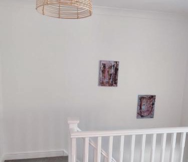 Witney House | Peaceful 2BR Retreat w Garden Near Oxford