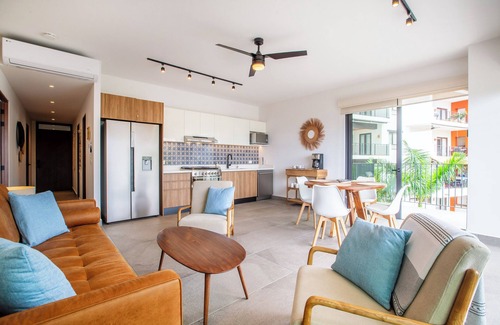 El Caloso Condo | Peaceful 2BR w/Pools, Gym & Bar