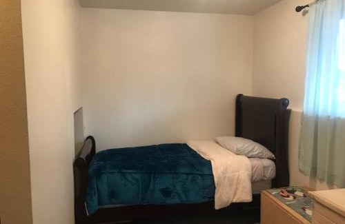 Wasilla House | Peaceful 3 bdrm Alaskan getaway