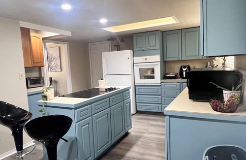 Lakewood House | Peaceful 3-bedroom house with AC in Lakewood -Entire Main Floor.