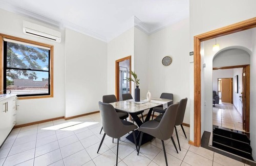 Lewisham House | Peaceful 3 Bedroom House near City
