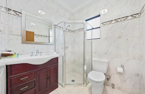 Lewisham House | Peaceful 3 Bedroom House near City