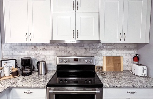 Niagara Falls House | Peaceful 4BDRM Home 5min to Clifton Hill