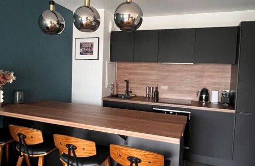 Clamart Apartment | Peaceful accommodation in Clamart, near Paris.
