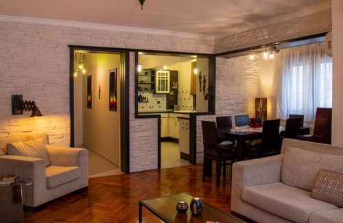 Karsiyaka Apartment | Peaceful and Comfy Flat Near Sea in Karsiyaka