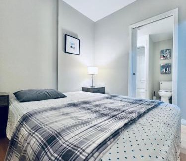 North Glenmore Apartment | Peaceful and cosy suite with kitchen and bathroom in desired north Glenmore - perfect for any stay