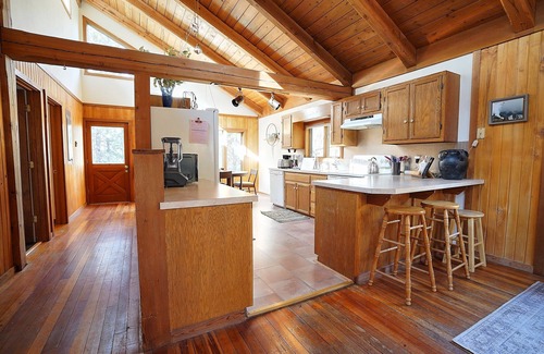 St. Ignatius Cabin | Peaceful and spacious home tucked away at the base of the Mission Mountains.
