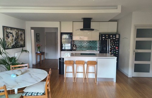 8th Arrondissement Apartment | Peaceful apartment 200m from the beach