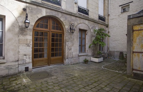 Arsenal Apartment | Peaceful appartement in the heart of Le Marais