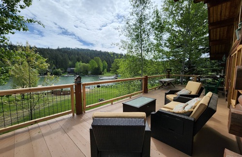 Lakeside House | Peaceful Bay property on Flathead Lake!