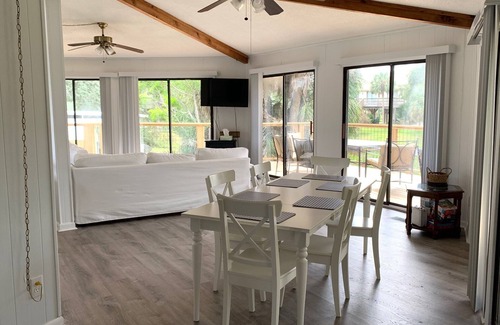 Alligator Point House | Peaceful beach in a boating and fishing Paradise. Short walk to beach!