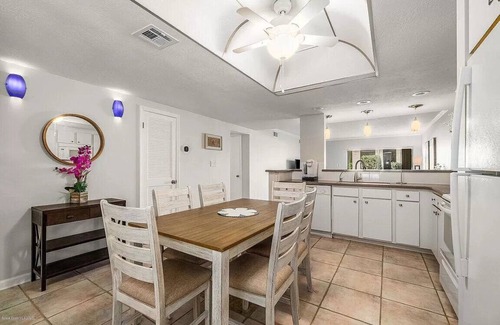 South Patrick Shores Condo | Peaceful beach getaway