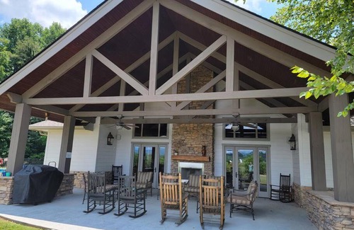 Townsend Apartment | Peaceful Bear Condo Townsend/Gatlinburg/Cades Cove