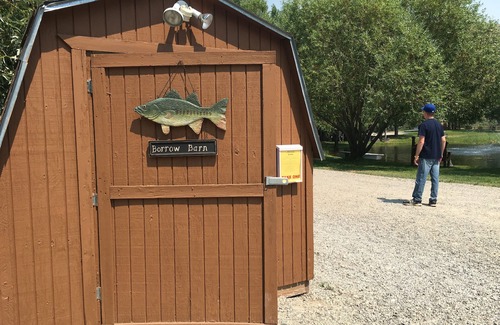Rigby House | Peaceful & Beautiful Idaho Log Lodge w/Activities