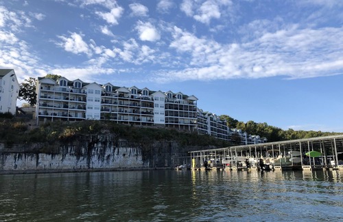Kaiser Condo | Peaceful, breathtaking lakefront condo in the heart of the state park.