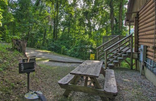 Bryson City House | Peaceful Bryson City Cabin - Fire Pit and Hot Tub!