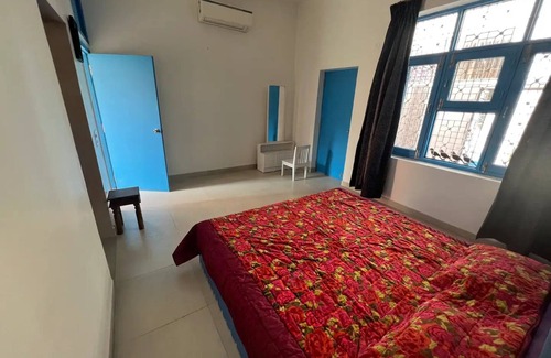 Noida House | Peaceful Bungalow Retreat in Heart of NCR