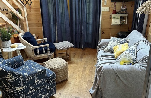 Stonewall Cabin | Peaceful Cabin near Bay River nPet-friendly!