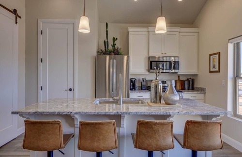 St. George Cottage | Peaceful | Clean | Get-a-way! | Sunsets and Palms Casita