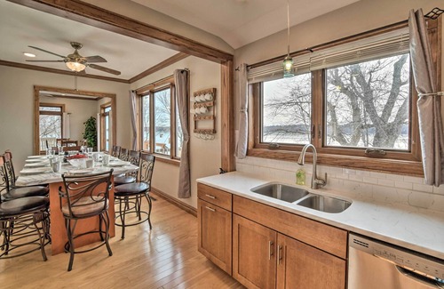 Clinton Apartment | Peaceful Clinton Retreat w/Lakefront Views!