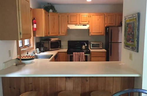 West Dover House | Peaceful, comfortable townhouse near Mount Snow; free shuttle; hot tub
