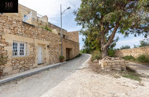 Mgarr House | Peaceful, comfy 1BR Nature Retreat: Serene Bliss by 360 Estates