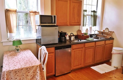 Alachua Cottage | Peaceful Cottage in Alachua Florida