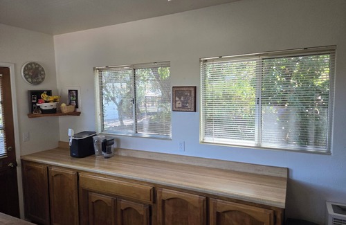 Atascadero Cottage | Peaceful cottage in the woods