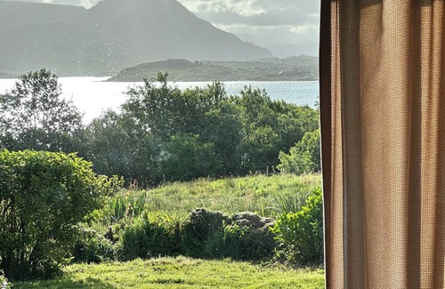 Renvyle House | Peaceful Cottage on 4 Acres with Bay and Mountain Views