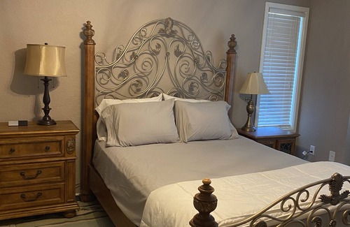Post Other | Peaceful country farmhouse. Located 5 minutes from Historic downtown Post!