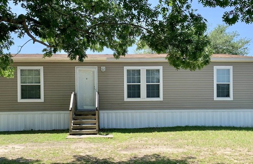 Trenton House | Peaceful Country Retreat minutes from High Springs