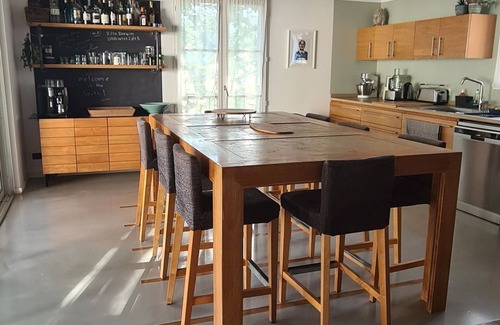 Saint-Paul-de-Vence Villa | Peaceful designed modern villa nestles in St Paul de Vence