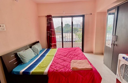 Pune Apartment | Peaceful Entire 2 BHK Free Wi Fi Parking Kharadi