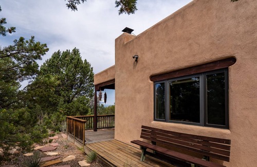 Santa Fe House | Peaceful escape on 4 acres w. trails, patio, fireplace, close to downtown