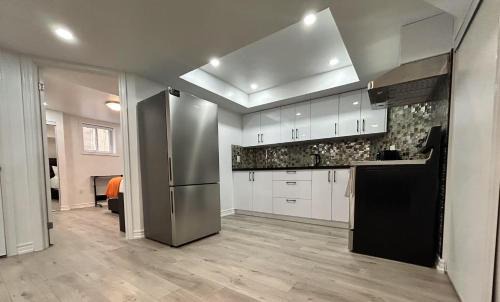Ajax Apartment | Peaceful Escape to Town of Lakes