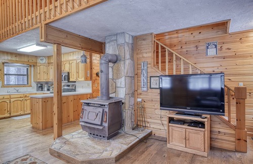 Island Park Cabin | Peaceful family cabin close to Yellowstone Park