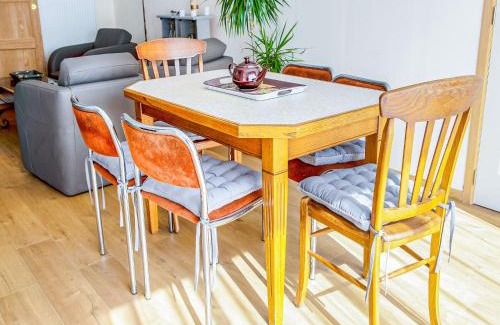 Petit-Thier House | Peaceful Family Cottage