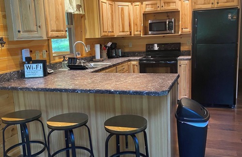 Cedar Run Cabin | Peaceful, family friendly retreat Cabin in Pine Creek Valley near Rail Trail