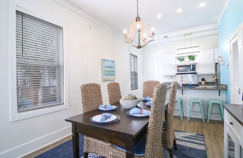 Gulf Shores House | Peaceful Family&Pet Retreat 4 BR Home Heated Pool Bikes Pier Outdoor TV