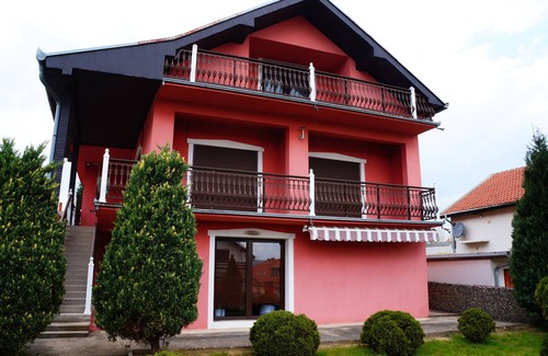 Golubac House | Peaceful Family Stay in Golubac – Guest House Lona