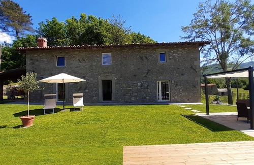 Castiglione di Garfagnana Villa | Peaceful farmhouse with private pool, amazing mountain views, Boules , WIFI