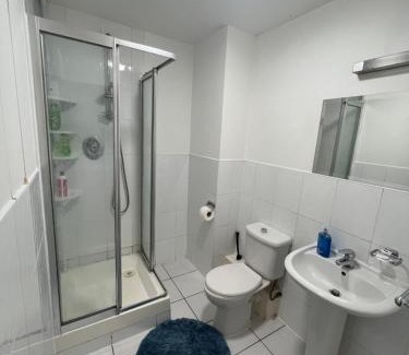City Centre Dublin Apartment | Peaceful Flat with City View