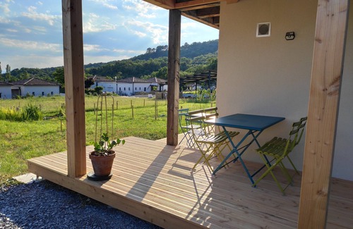 Lagorce Cottage | Peaceful garden level in the heart of southern Ardèche