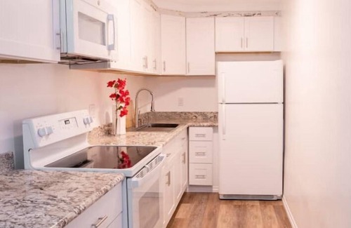 Palm Springs Apartment | Peaceful gateway condo #2