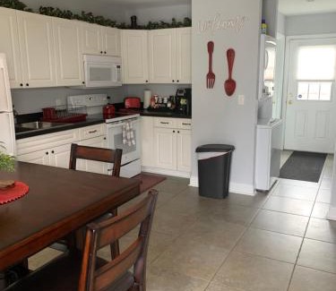 Lincolnville House | Peaceful Getaway for Two in Lincolnville/Quiet Area/2.3 Miles to Beach