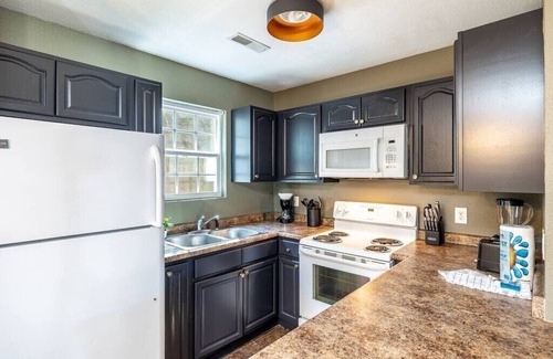 Sevierville House | Peaceful Getaway: Hot Tub, Perfect Location!