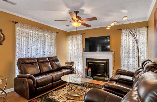 Greensboro House | Peaceful Getaway In Greensboro